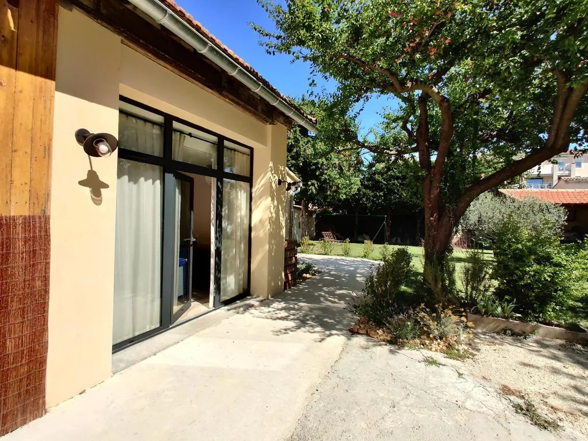 Apartment Gite Pavillon Arcadia Vaison-la-Romaine